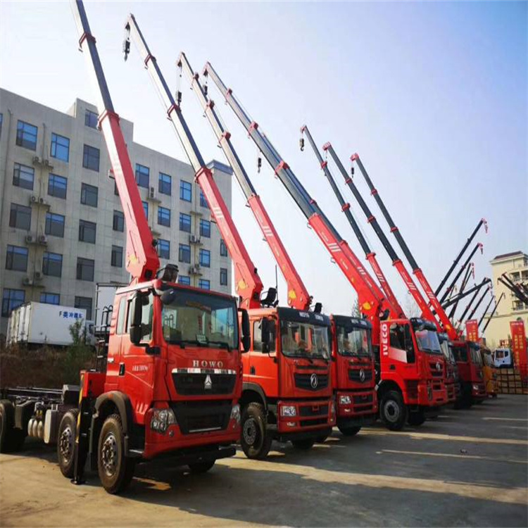 武宁县租专业吊车电话