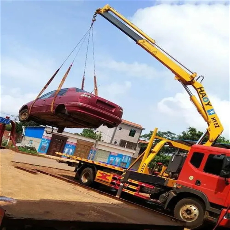 武宁县吊车救援小汽车怎么吊