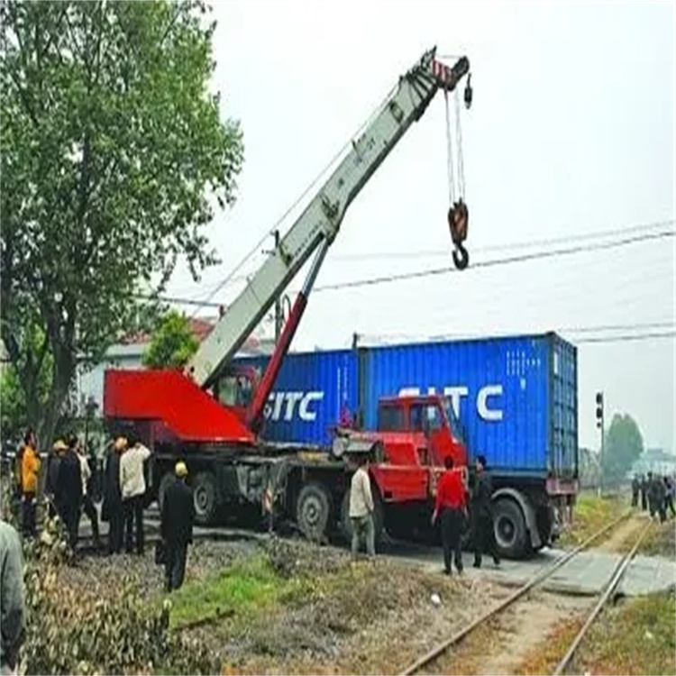 武宁县如何快速找到附近的吊车救援公司