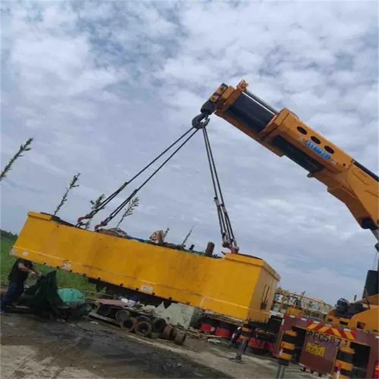 武宁县随车吊吊集装箱怎么吊